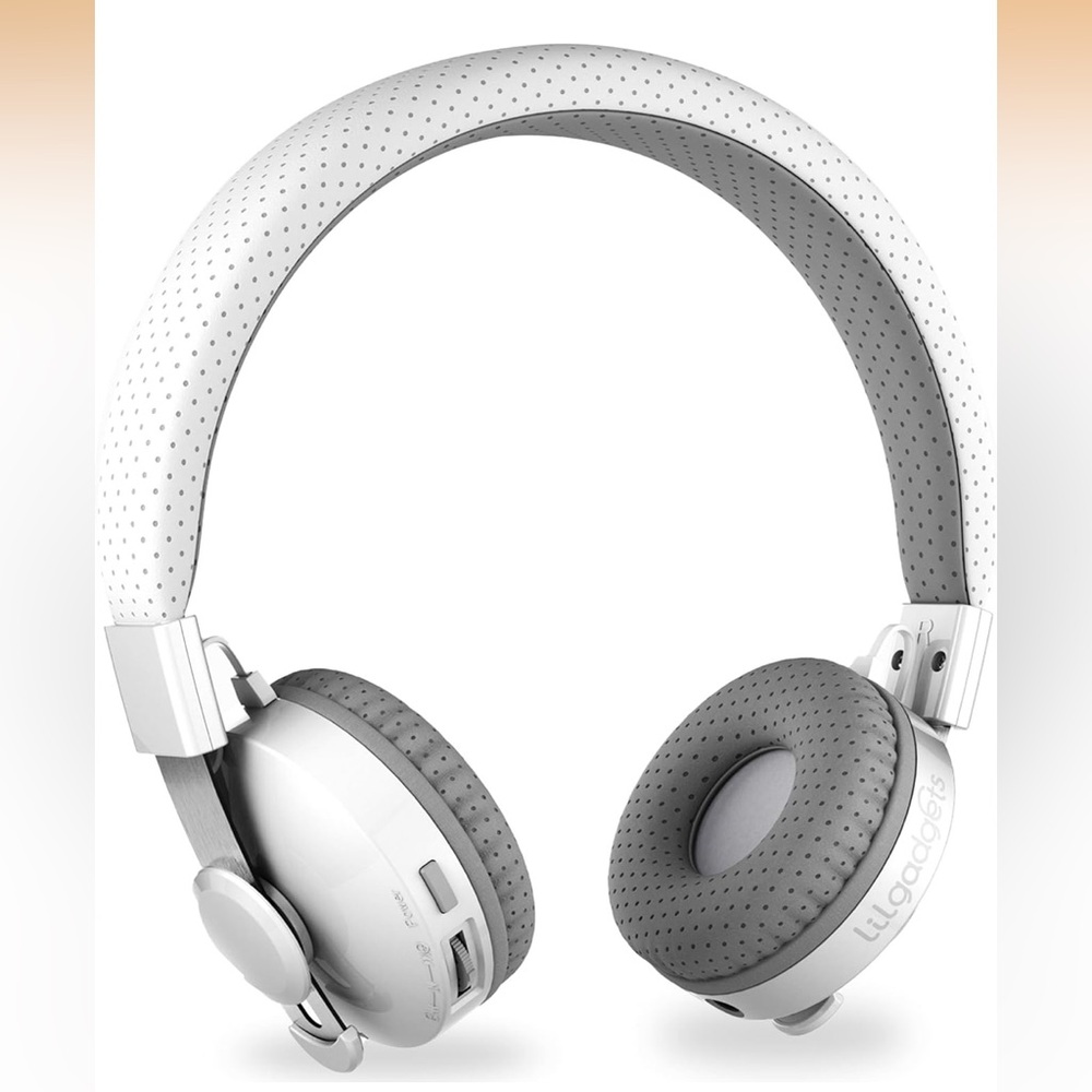 Lilgadgets kid headphones.